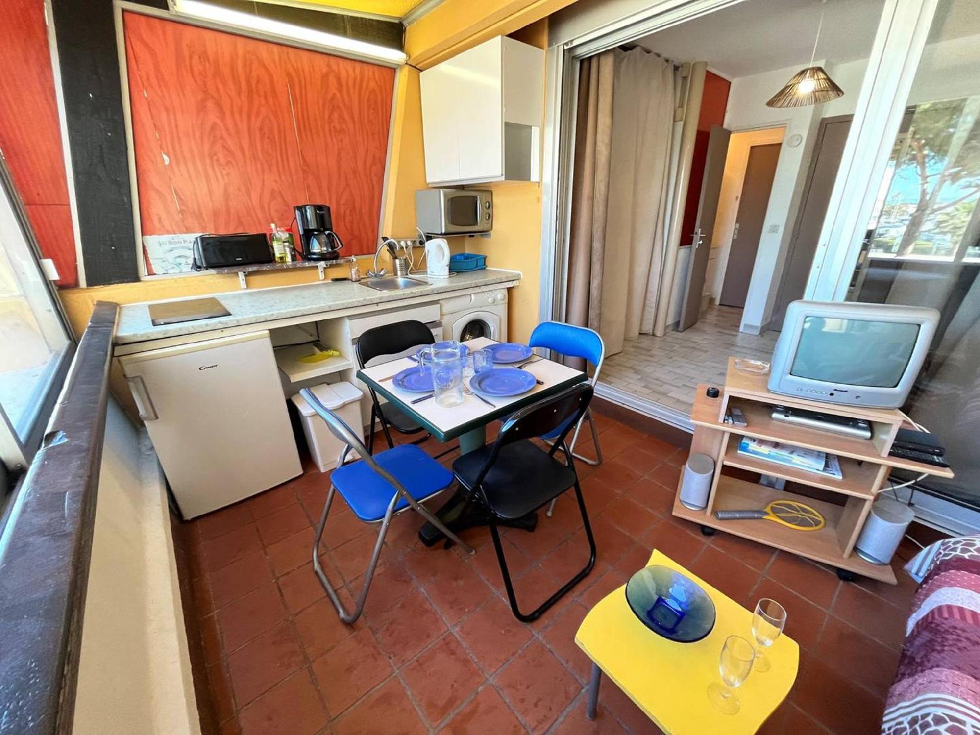 Studio Naturiste Avec Parking Au Cap D'Agde, Proche Plage - Fr-1-249A-15 Apartamento Exterior foto